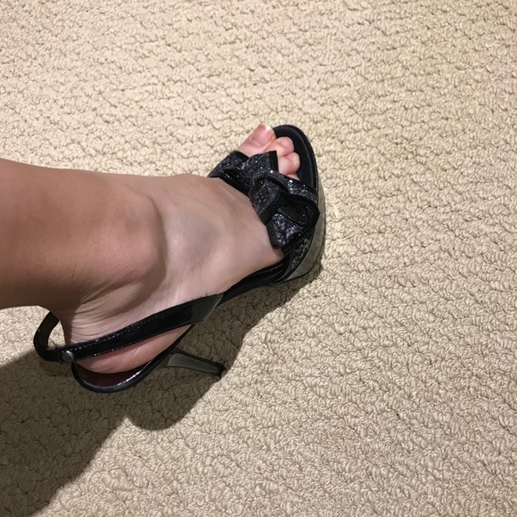 Guess by Marciano Heels - Picture 6 of 6